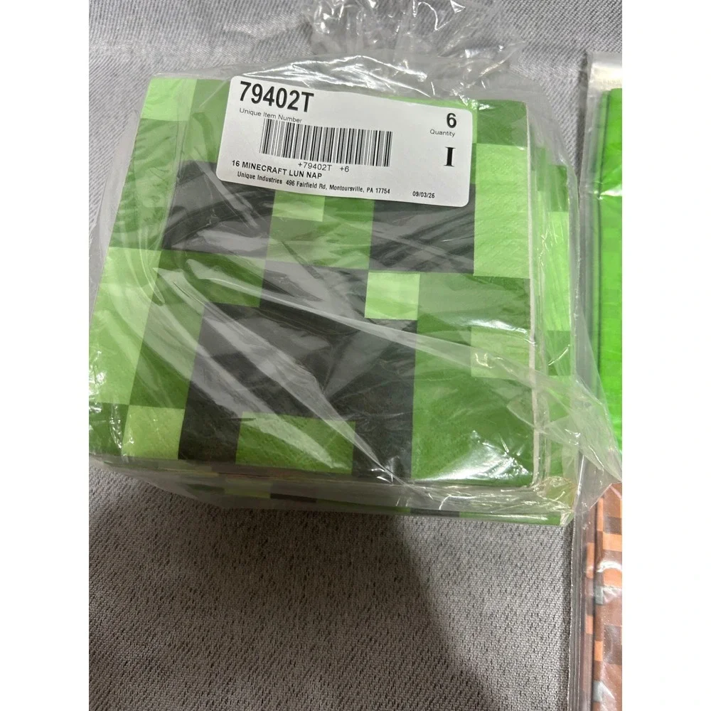 Minecraft Party Supplies Set Green Creeper Napkins and Tablecover Bundle
